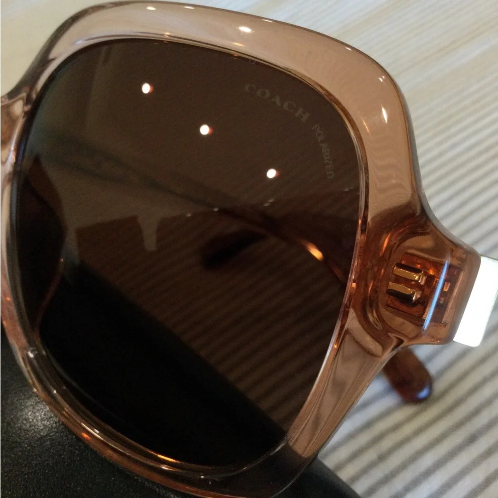 COACH sunglasses - Picture 5 of 13